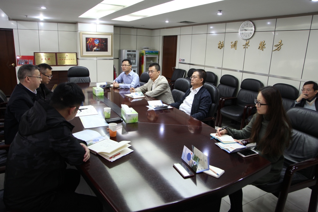 王忠奇会长会见新疆和田地区行政公署副专员